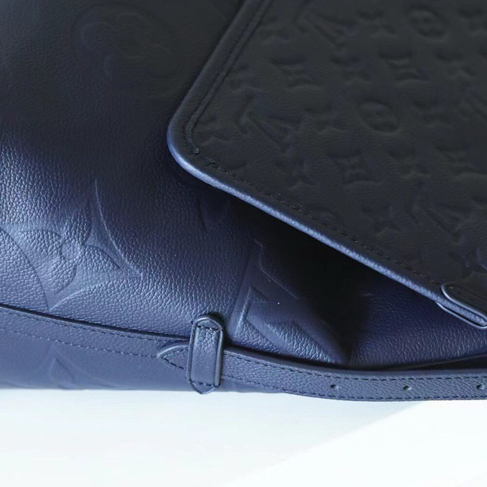 LV CarryAll MM