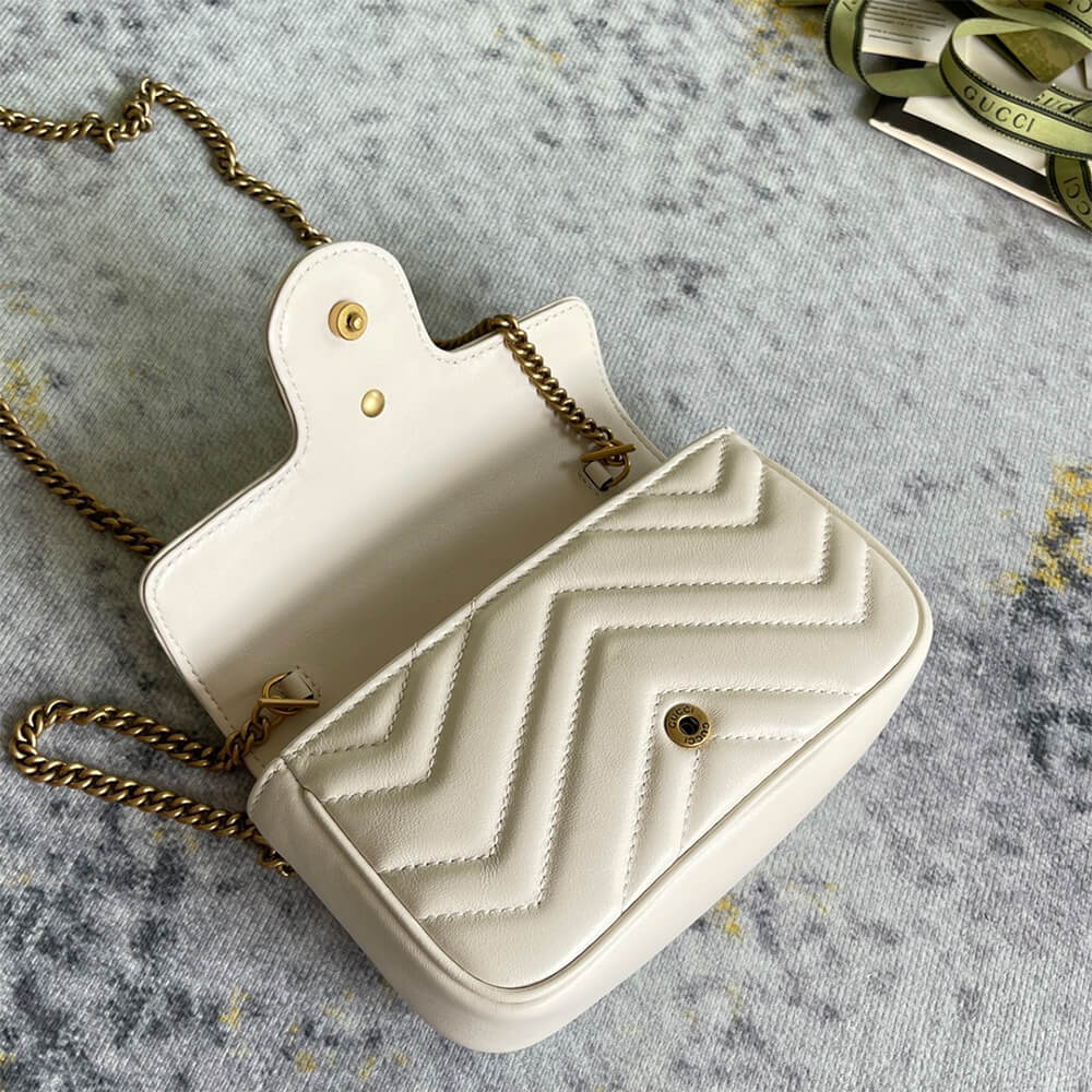 gg marmont matelasse leather S*per mini bag