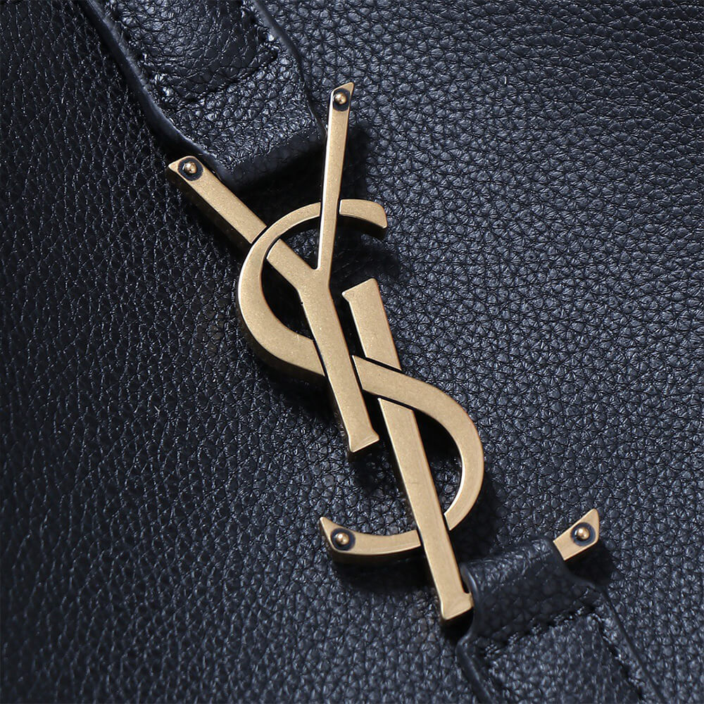LE 5 A 7 BEA IN GRAINED LEATHER
