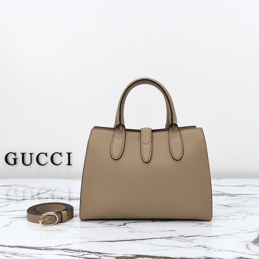 G*u*i small tote bag with hook closure