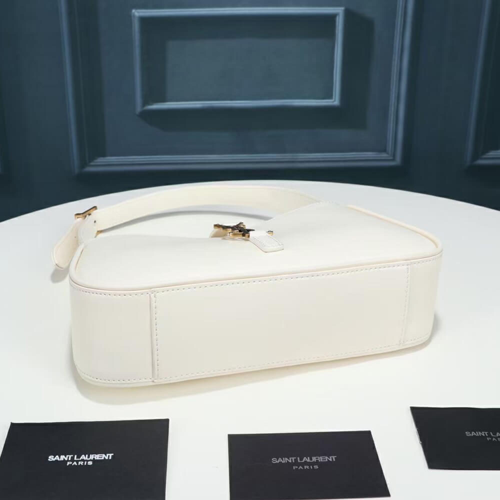 YSL LE 5 À 7 bag in smooth leather