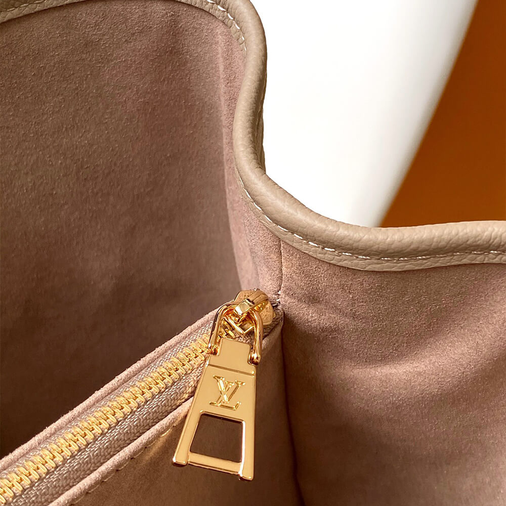 LV Babylone Tote PM