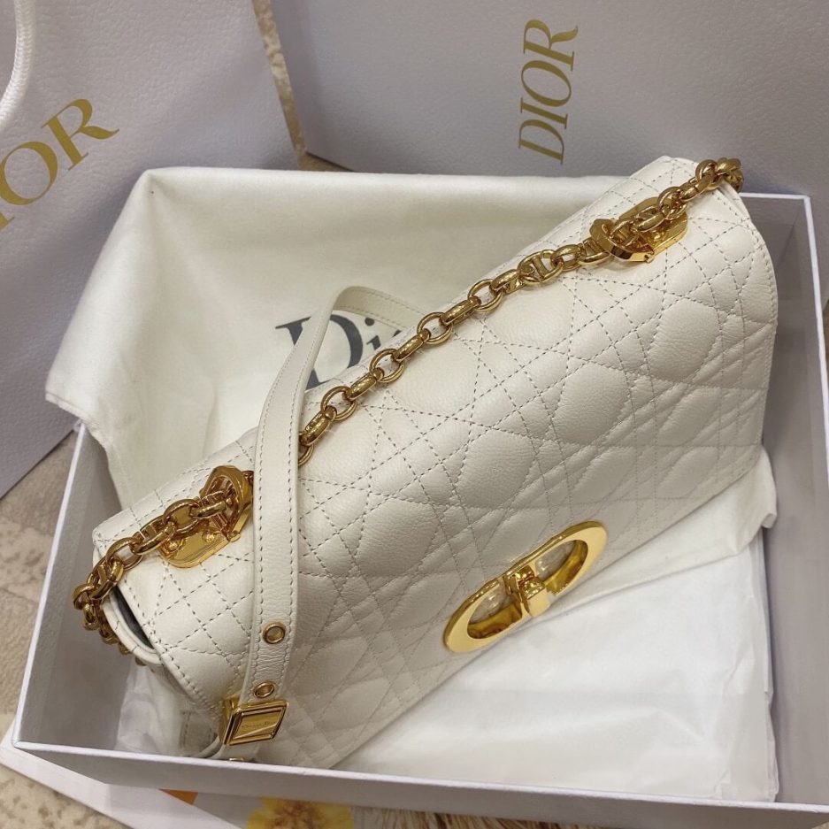 medium D*or caro bag