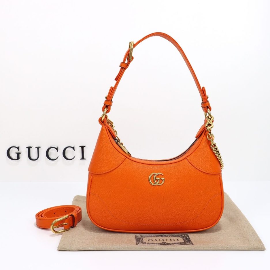 G*u*i aphrodite small shoulder bag