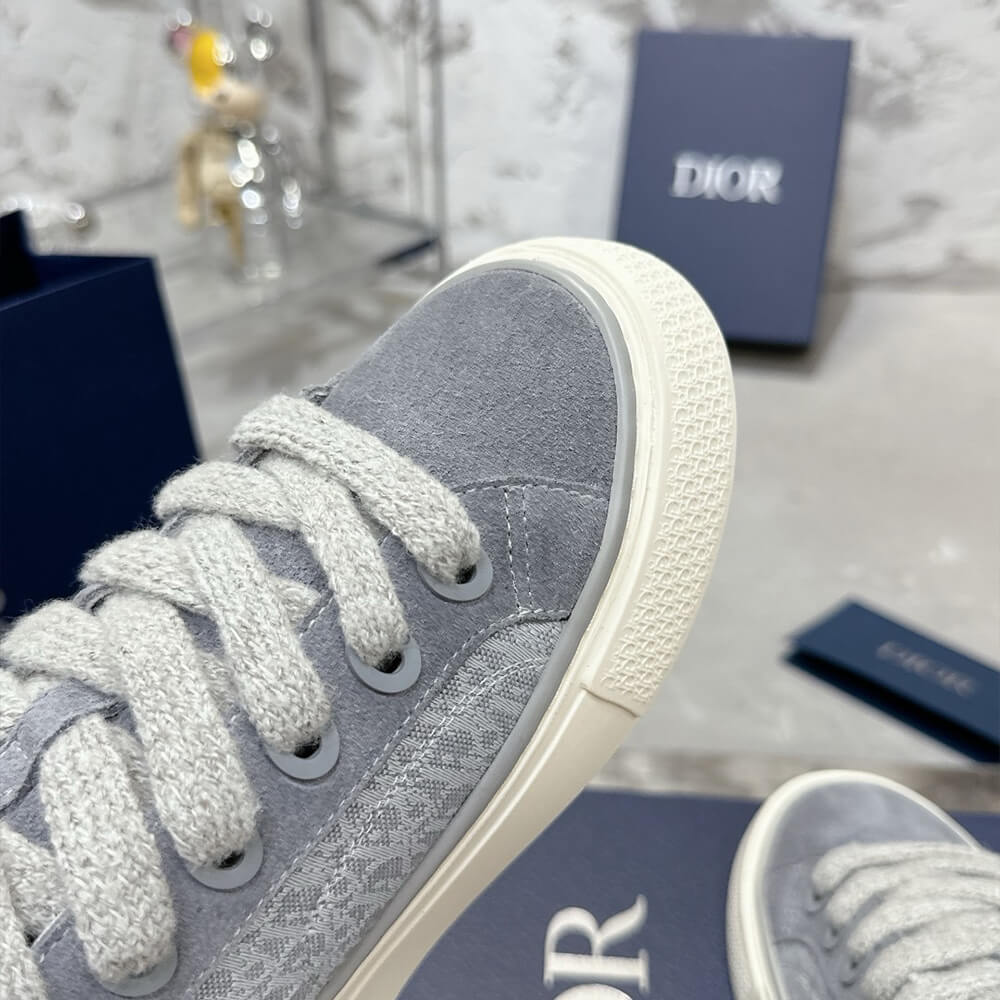 D*or b33 sneaker