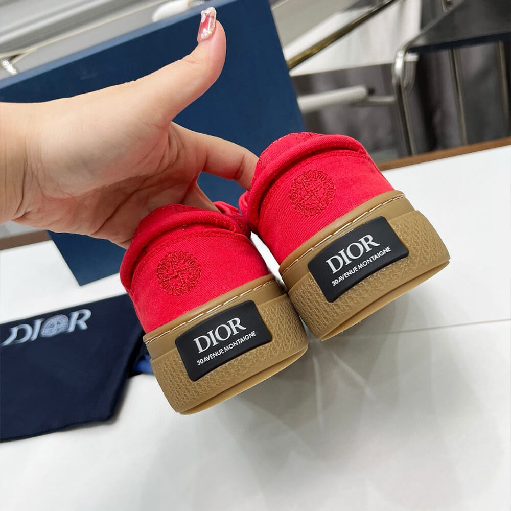D*or b33 sneaker